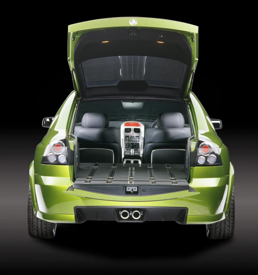  Holden SSX Concept 2002 года  (фото 18 из 26)